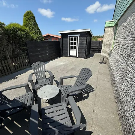 Holiday home Albatros 181 Julianadorp